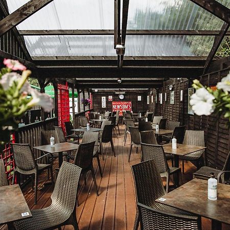 Muskerry Arms Bar And B&B Blarney Exterior photo