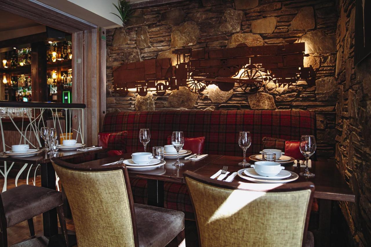 Muskerry Arms Bar And B&B Blarney Exterior photo