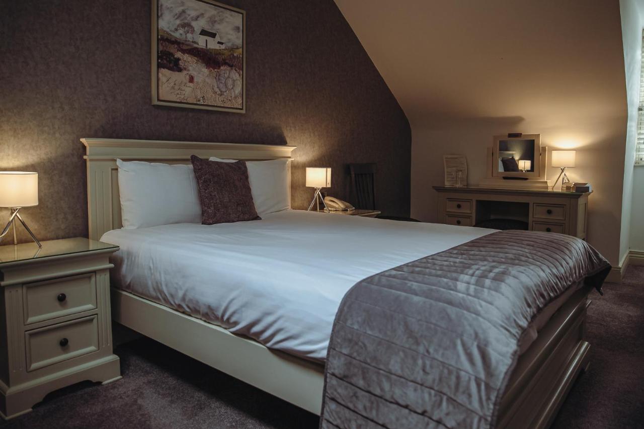 Muskerry Arms Bar And B&B Blarney Exterior photo