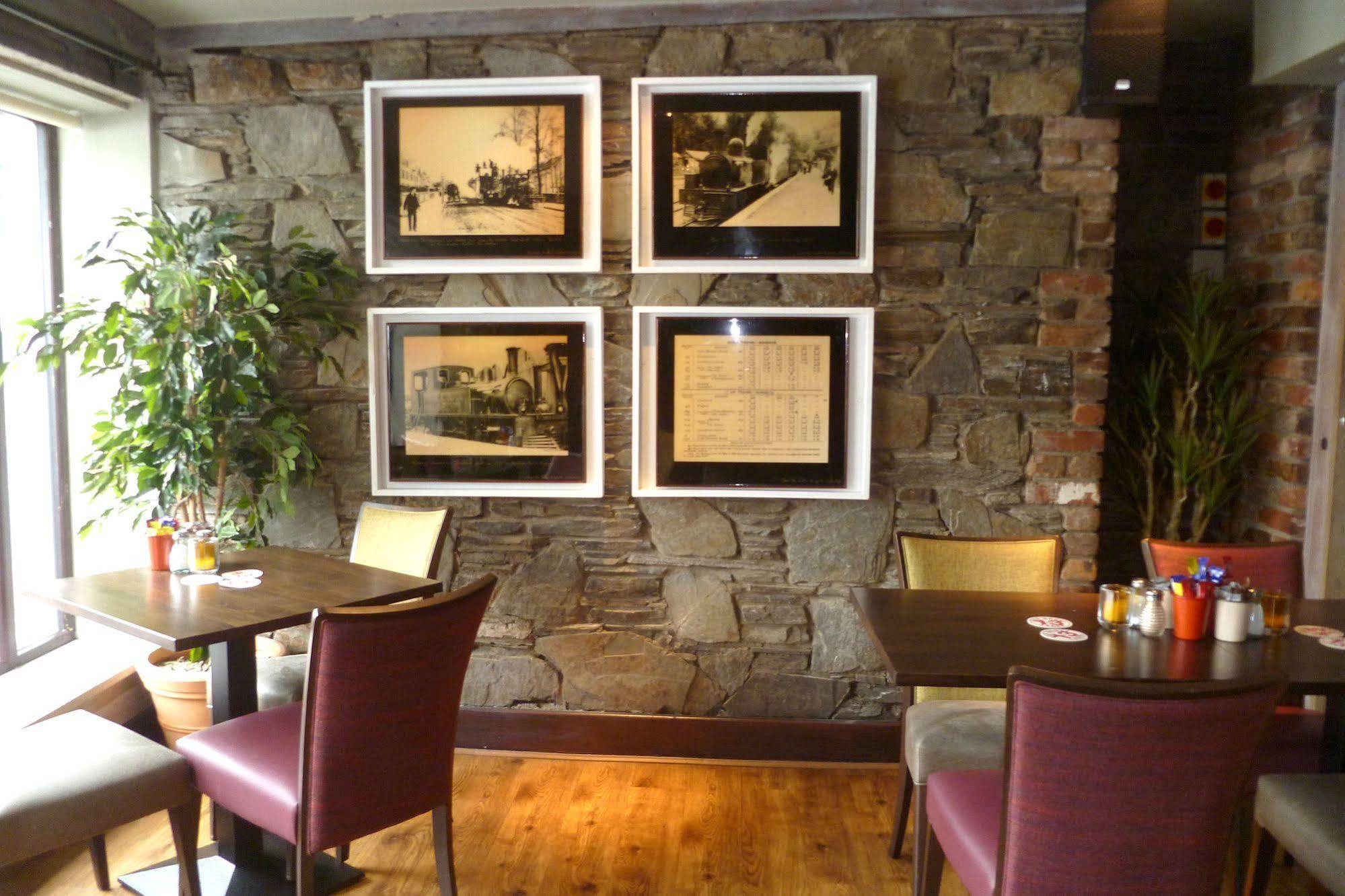 Muskerry Arms Bar And B&B Blarney Exterior photo